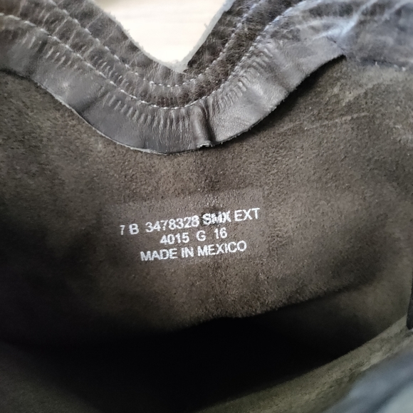 NWOT FRYE Boots Size 7 - Picture 4 of 5